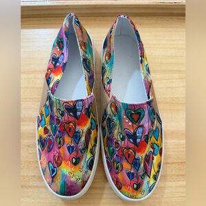 Vibrant Heart Pattern Slip-On Shoes